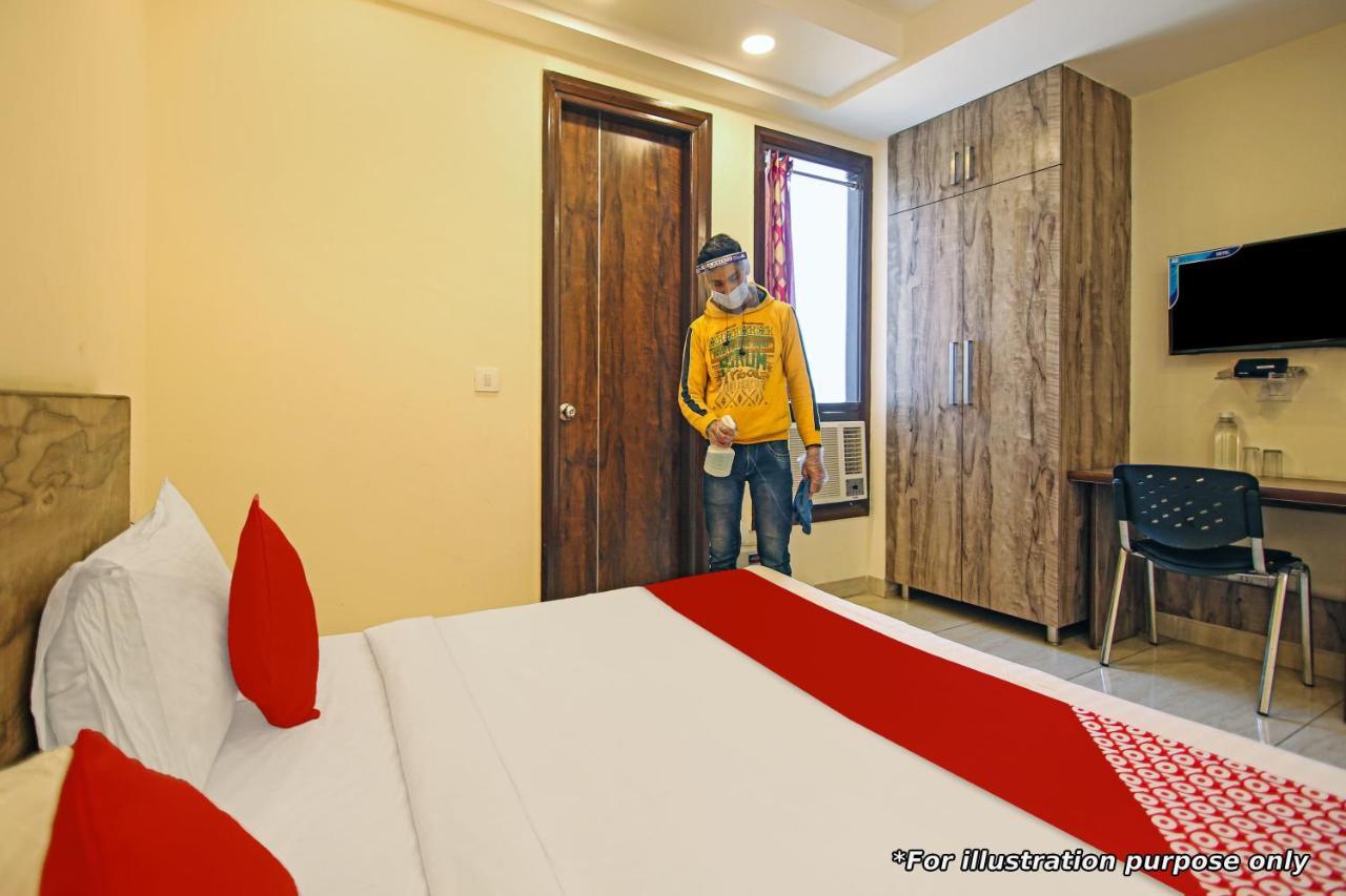 Oyo Flagship 81486 Hotel Mahalaxmi Guesthouse New Delhi Exteriör bild